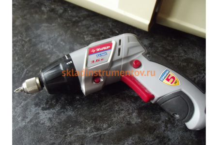 Аккумуляторная отвертка-трансформер ЗУБР ЗО-3.6-Ли КН43