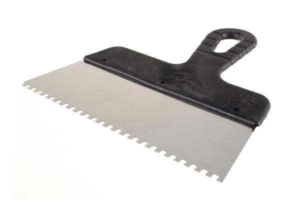 Шпатель из нержавеющей стали, 200 мм, зуб 4x4 мм, пластмассовая ручка СИБРТЕХ 85456