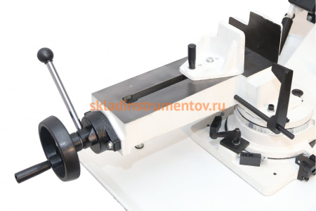 Ленточнопильный станок MetalMaster BSM-200A 17732