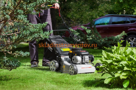 Бензиновая газонокосилка Зубр МАСТЕР ГКБ-400