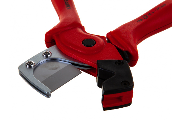 Труборез-ножницы Knipex для многослойных и пневматических шлангов L-185 мм KN-9010185