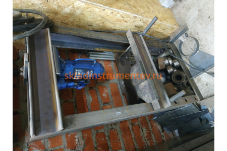 Бутылочный гидравлический домкрат STELS 12 т 51108