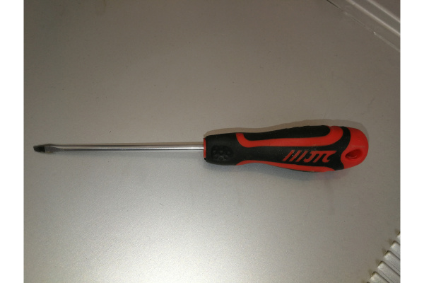 Силовая шлицевая отвертка SL3.0 х 75мм JTC 7601