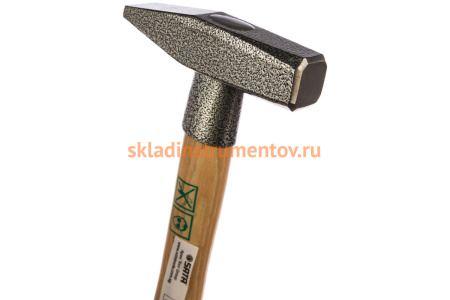Слесарный молоток с деревянной рукояткой 300гр Sata 92402