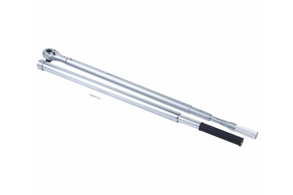 Динамометрический ключ JTC 1" усилие затяжки 400-2000Nm 7668