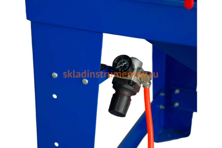 Пескоструйная камера 990л AE&T T06305