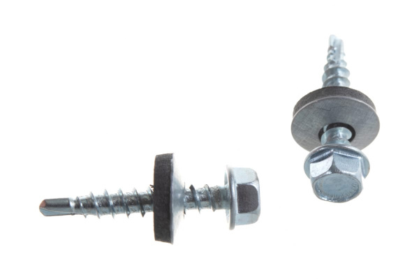 Саморезы для крепления кровельных материалов к деревянной обрешетке Зубр оцинкованные, 4,8x29 мм, 400 шт 4-300315-48-029