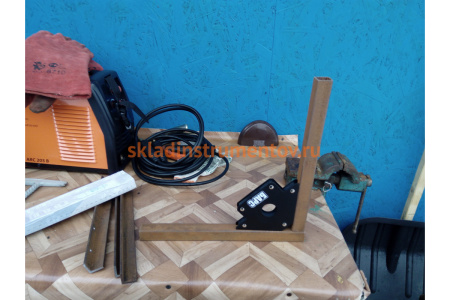 Угольник магнитный MF-50 LBS БАРС СВ000011086