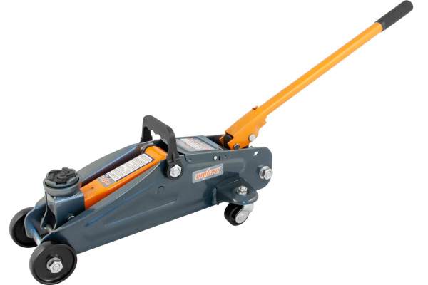 Подкатной домкрат Ombra OHT202C 2 т 135-330 мм в кейсе 55434