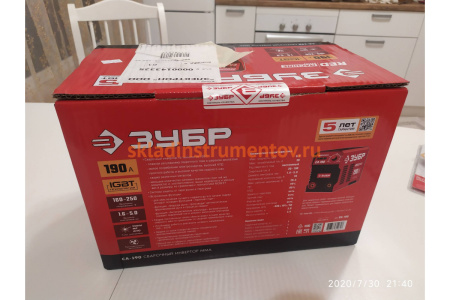 Инверторный сварочный аппарат Зубр 190 А, СА-190 Инверторный сварочный аппарат Зубр 190 А, СА-190