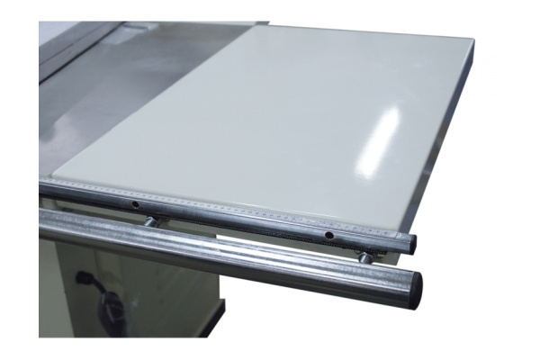 Форматно-раскроечный станок Jet JTSS-1700 10000045T Форматно-раскроечный станок Jet JTSS-1700 10000045T