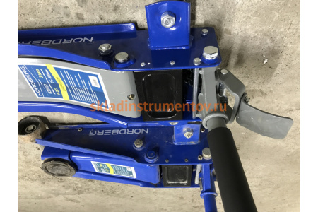 Супернизкий подкатной домкрат NORDBERG N32032