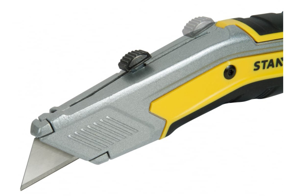Нож с выдвижным лезвием Stanley Fatmax Exo FMHT0-10288