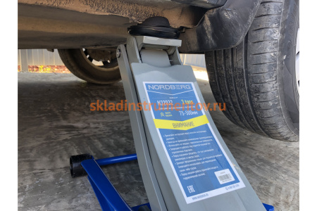Супернизкий подкатной домкрат NORDBERG N32032