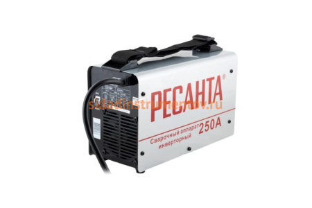 Инверторный сварочный аппарат в кейсе Ресанта САИ 250 Инверторный сварочный аппарат в кейсе Ресанта САИ 250
