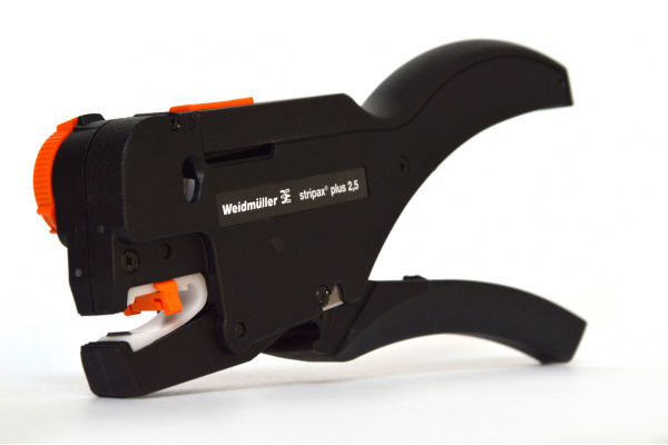 Обжимные клещи Weidmuller STRIPAX PLUS 2.5 9020000000
