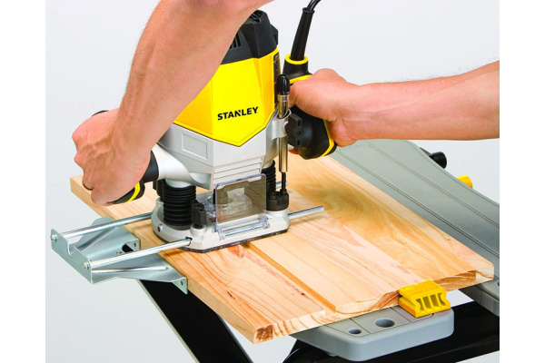 Фрезер Stanley STRR1200