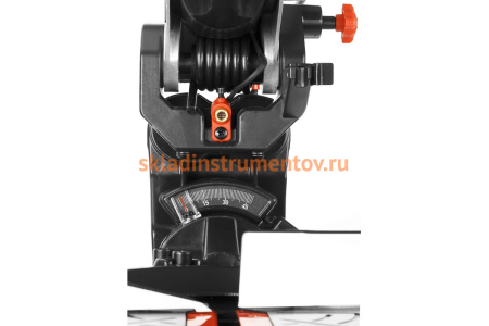 Торцовочная пила Зубр МАСТЕР ЗПТ-255-1800 ПЛ