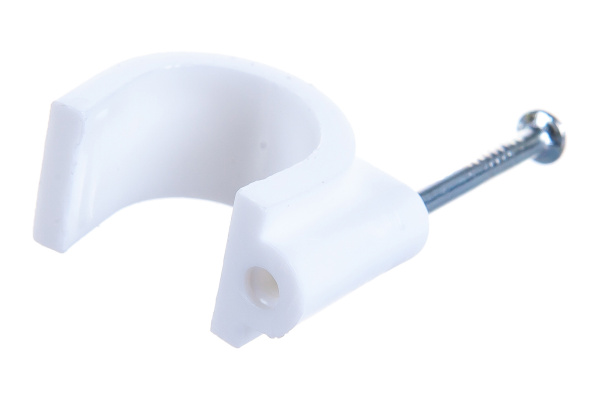 Круглая скоба STAYER с оцинкованным гвоздем для крепления кабеля 16 мм 40 шт. 4510-16