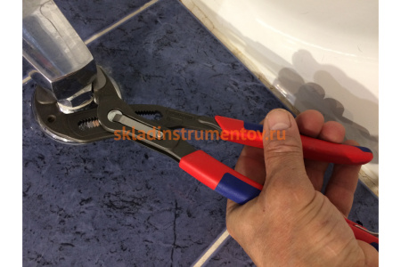 Клещевой ключ KNIPEX KN-8702250T