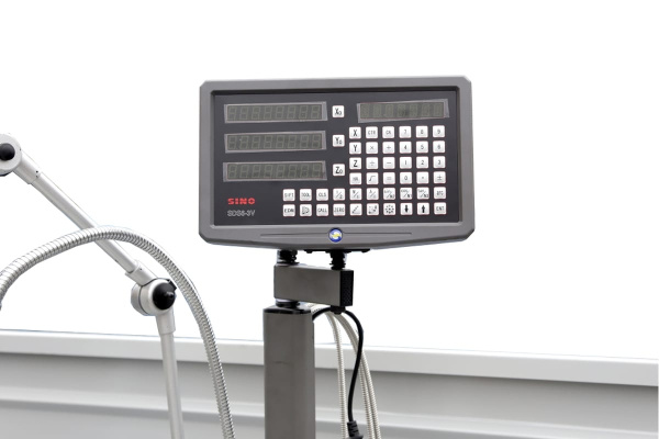 Токарно-винторезный станок MetalMaster Z51200 RFS 17047