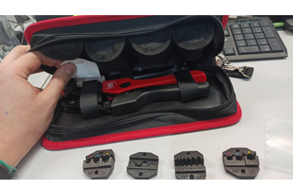 Ручные пресс-клещи КВТ СТК+4, 4 матрицы в сумке 75907