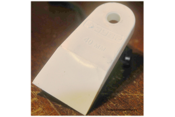 Резиновый шпатель ЗУБР МАСТЕР 1016-40_z01