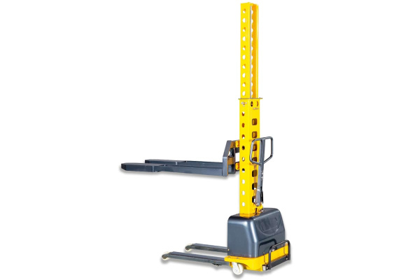 Самоподъемный штабелер с электроподъемом TOR 0,5 т 1,0 м Vango500 1008784