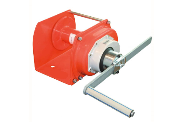 Ручная барабанная лебедка TOR ЛТ-3 (JHW) г/п 3,0 т, длина троса 40 м 11331