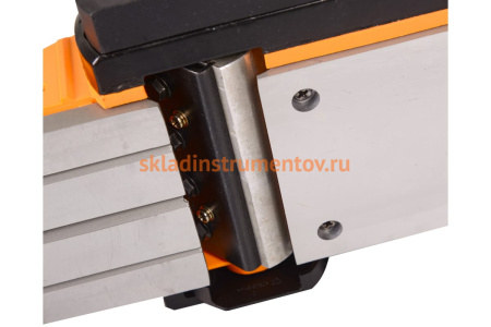 Электрический рубанок ВИХРЬ Р-110/1300 72/5/2