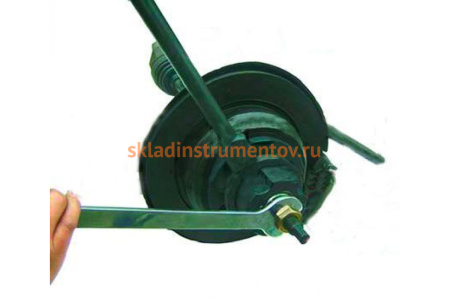 Съемник приводного вала и подшипников ступицы AIST BMW 33 2 110 67261560 00-00012862