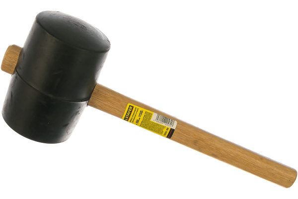 Резиновая черная киянка с деревянной ручкой 1130г STAYER STANDARD 20505-100