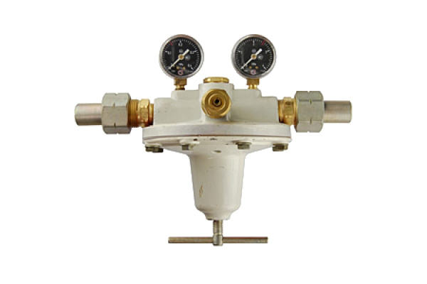 Редуктор рамповый для централизованного питания газосварочных постов (ацетилен) БАМЗ РАО-30-1