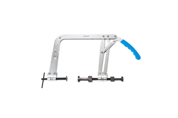 Рассухариватель клапанов струбцинного типа с двумя адаптерами 25, 30мм Rockforce RF-62108