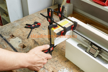 Набор струбцин пистолетного типа BESSEY 2.7 кН, 110 x 40 мм, распор 80-190 мм BE-EZS11-4SET