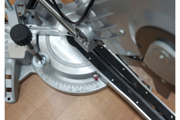 Торцовочная пила Энкор Корвет 6-330С 90062