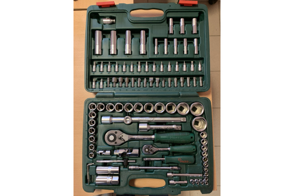 Универсальный набор инструментов 1/4" и 1/2", 94шт Hans TK-94