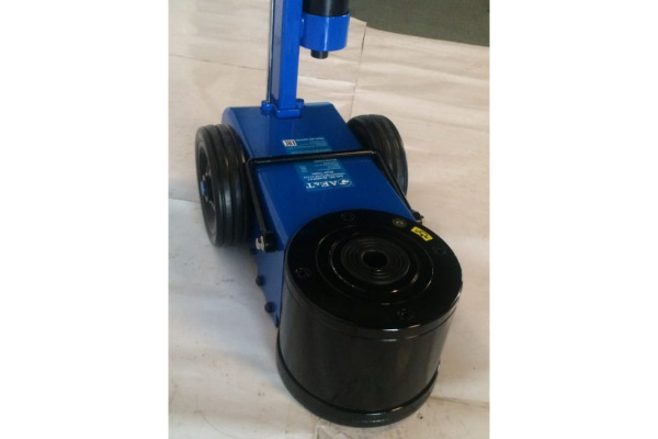 Пневмогидравлический подкатной домкрат AE&T S40-2EL