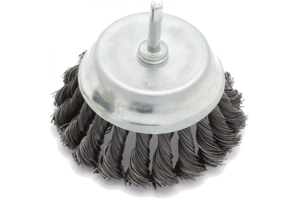 Щетка крученая чашка 100 мм для дрели Дело Техники 272500