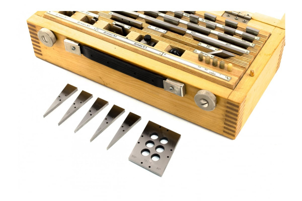 Набор призматических мер плоского угла ЧИЗ N2-1 33шт 24401