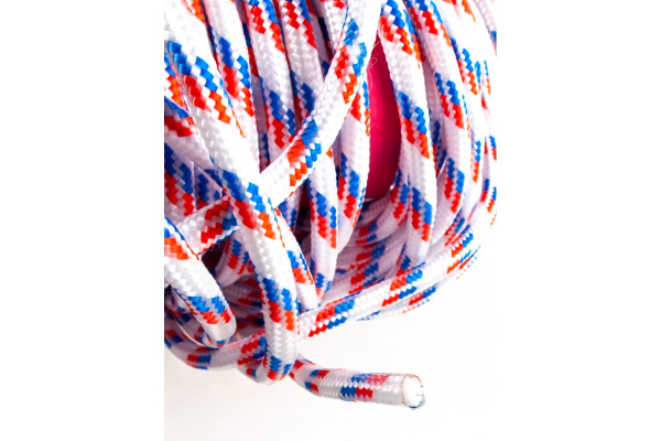 Плетеный 24-прядный полипропиленовый фал с сердечником 10мм, бухта 100м, 700кгс СИБРТЕХ Россия 93967 Плетеный 24-прядный полипропиленовый фал с сердечником 10мм, бухта 100м, 700кгс СИБРТЕХ Россия 93967