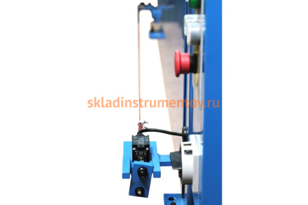 Вальцовочный электромеханический станок BlackSmith 380V-50HZ-3PH 1,5kW ESR-1300х2,5