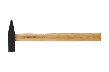 Слесарный молоток с деревянной рукояткой THORVIK WHH500 500 гр 52245