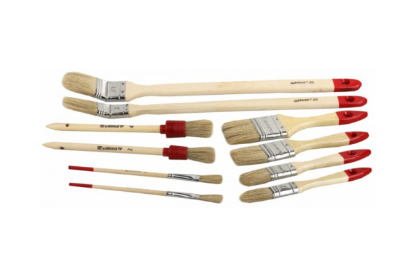 Набор кистей STAYER UNIVERSAL-STANDART, светлая натур. щетина, деревян. ручка. Плоские, круглые и радиаторные, 10шт 0163-H10