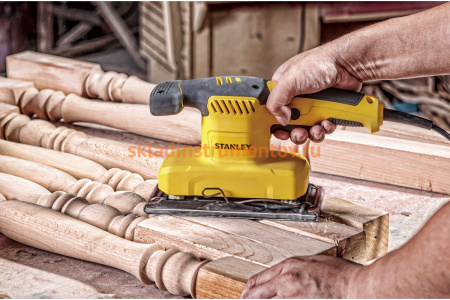 Плоская шлифмашина Stanley SS28-RU