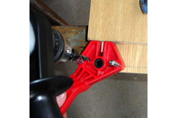 Кондуктор для мебельных шкантов NAREX 872100