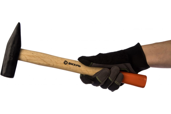 Молоток 800г, деревянная ручка Вихрь 73/6/8/4