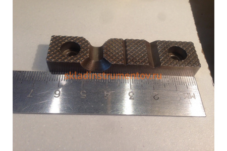 Слесарные тиски цилиндрические поворотные 63/38мм с наковальней Энкор 20008