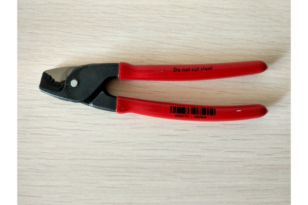 Кабелерез KNIPEX StepCut ступенчатый рез, кабель д. 15 мм, 50 кв.мм,  L-160 мм, обливные рукоятки KN-9511160